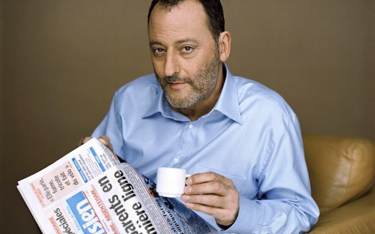 Jean Reno Coffee Time for 1280 x 800 widescreen resolution