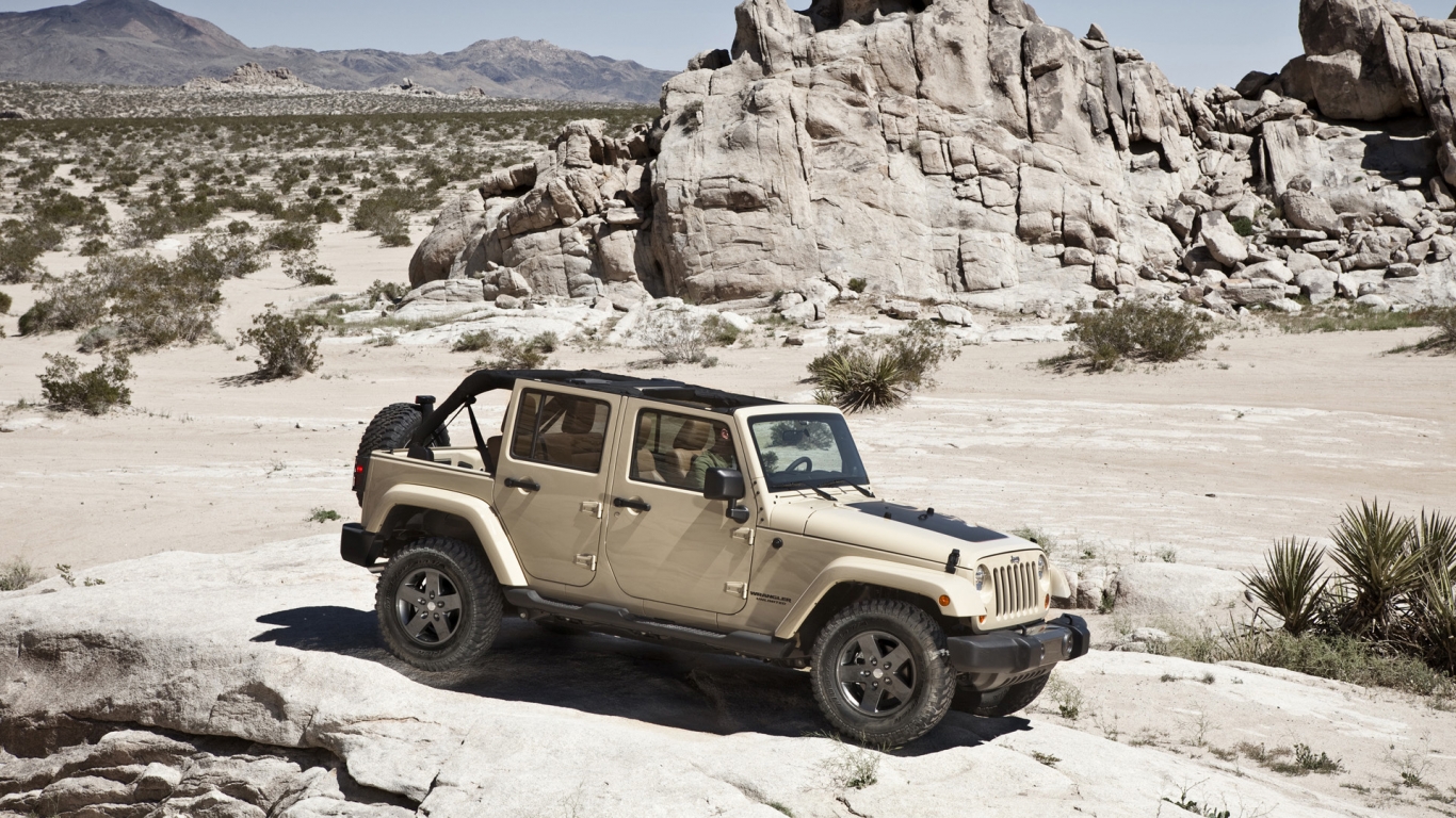 Jeep Wrangler Mojave for 1366 x 768 HDTV resolution