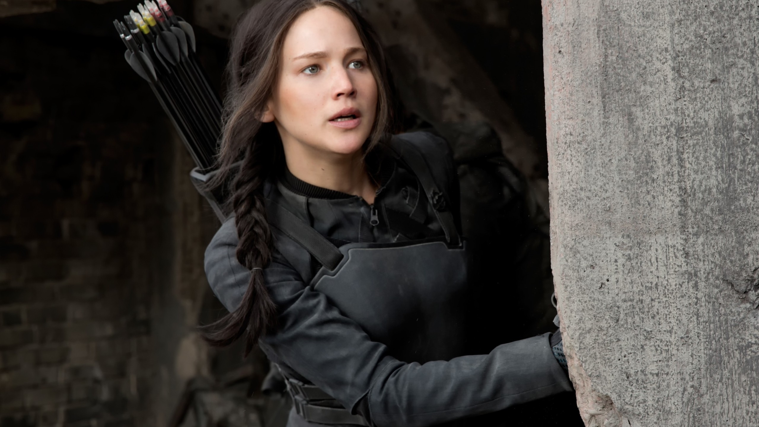 Jennifer Lawrence as Katniss Everdeen for 2560x1440 HDTV resolution