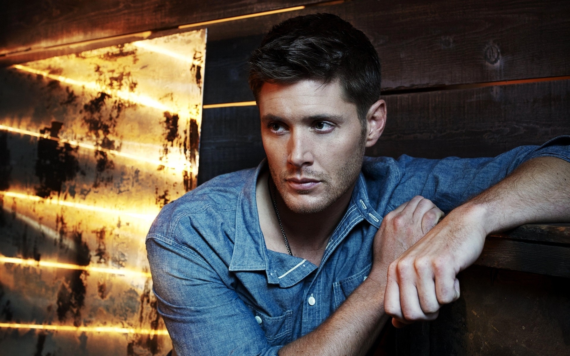 Jensen Ackles Cool for 1920 x 1200 widescreen resolution