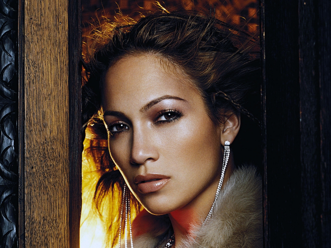 J.Lo for 1152 x 864 resolution