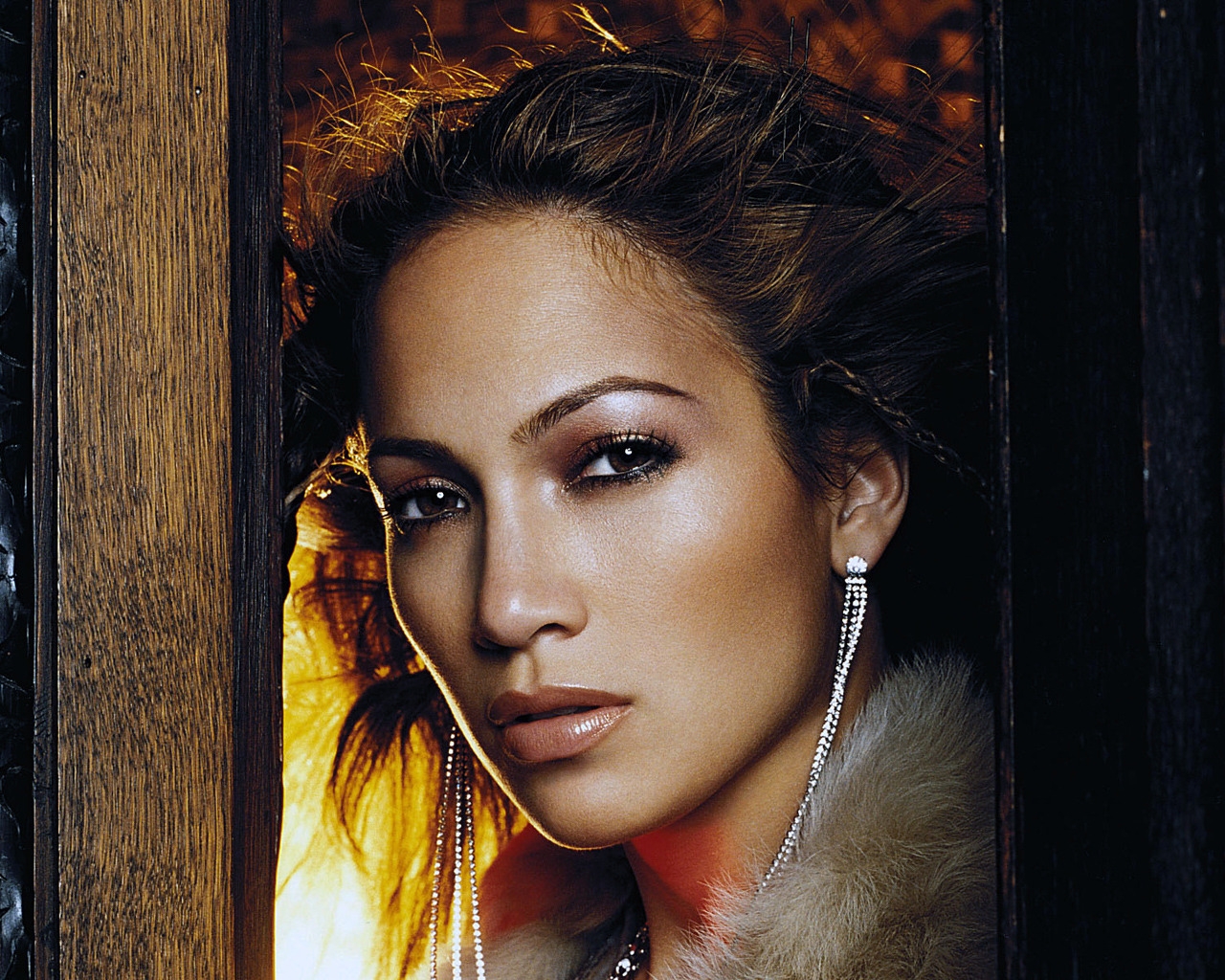 J.Lo for 1280 x 1024 resolution