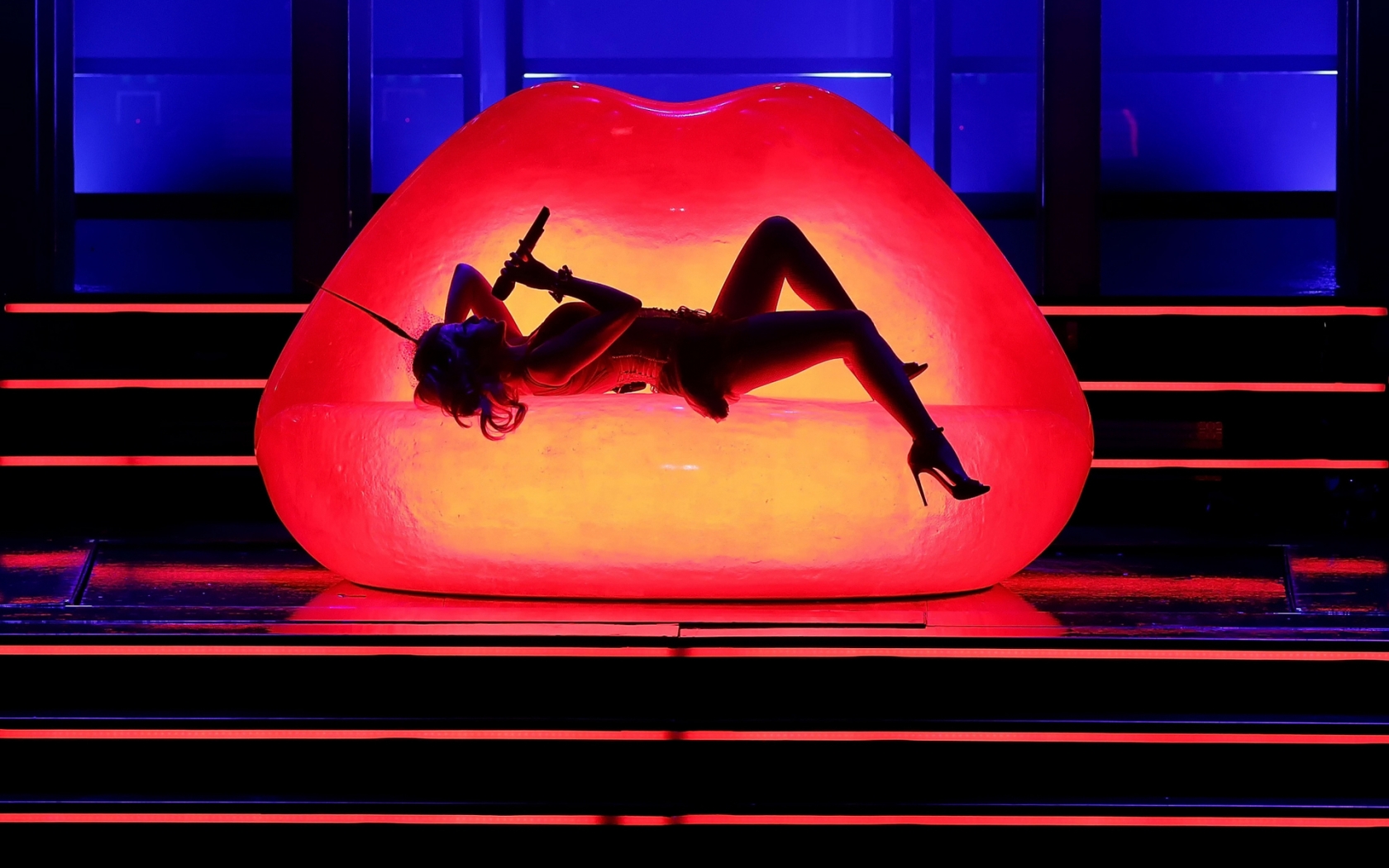 Kylie Minogue Performance  for 1680 x 1050 widescreen resolution