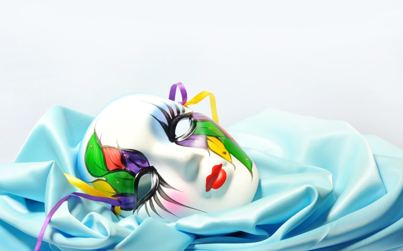 Lady Mask for 1280 x 800 widescreen resolution