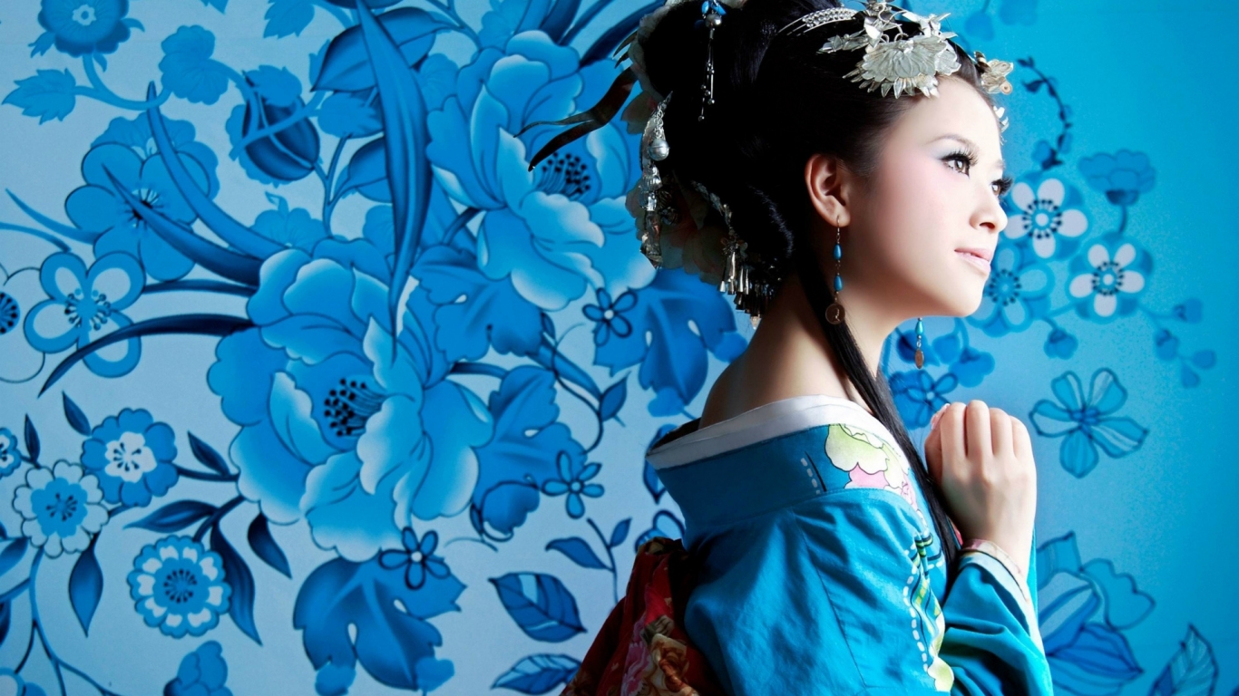 Leah Dizon Asian Style for 1366 x 768 HDTV resolution