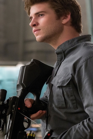 Liam Hemsworth in The Hunger Games for 320 x 480 iPhone resolution