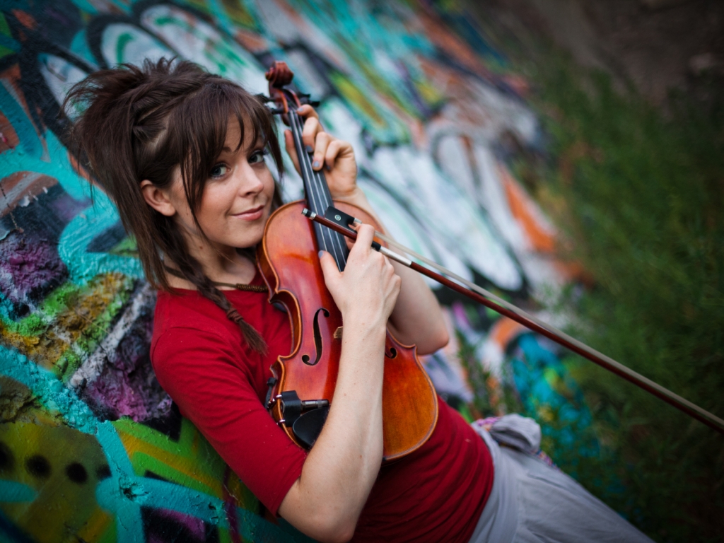 Lindsey Stirling Violin for 1024 x 768 resolution