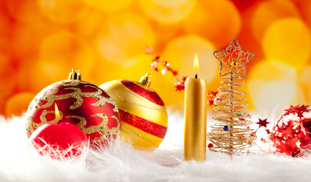 Lovely Christmas Ornaments for 1024 x 600 widescreen resolution