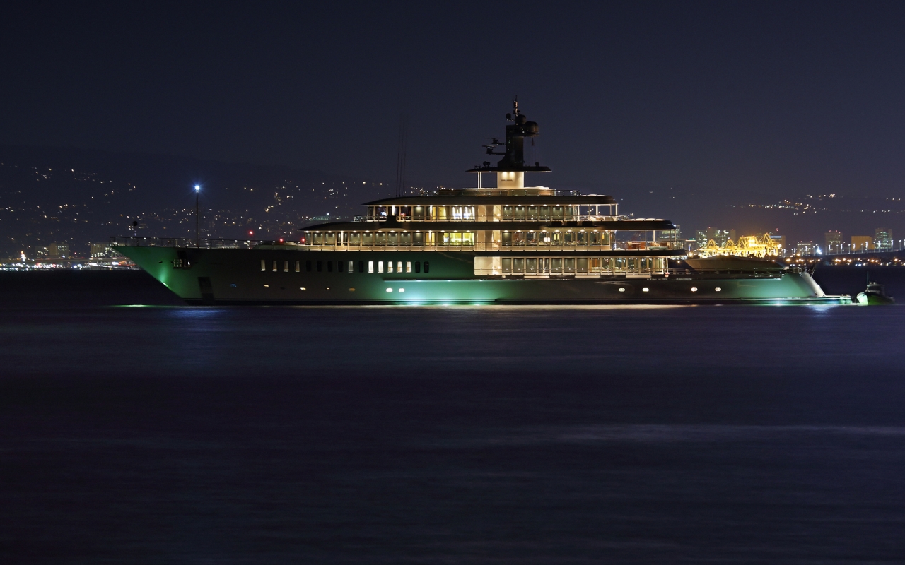 Luxury Superyacht  for 1280 x 800 widescreen resolution