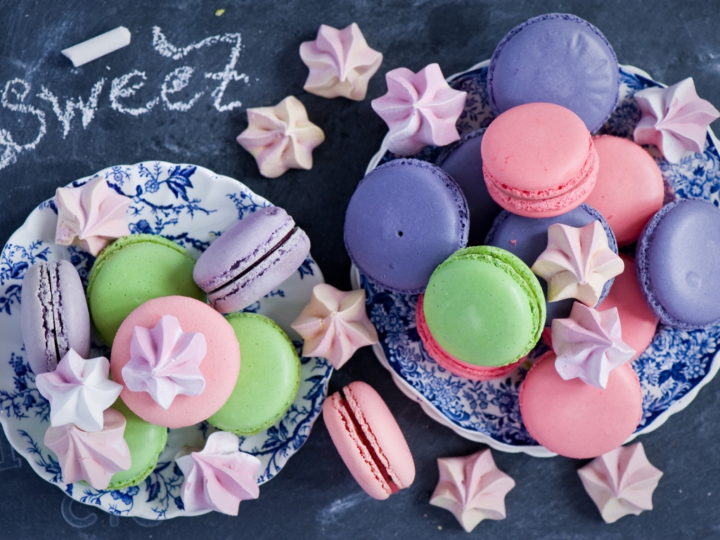 Macarons and Meringues for 1024 x 768 resolution