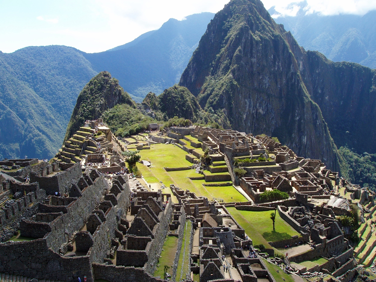 Machu Picchu Peru for 1600 x 1200 resolution
