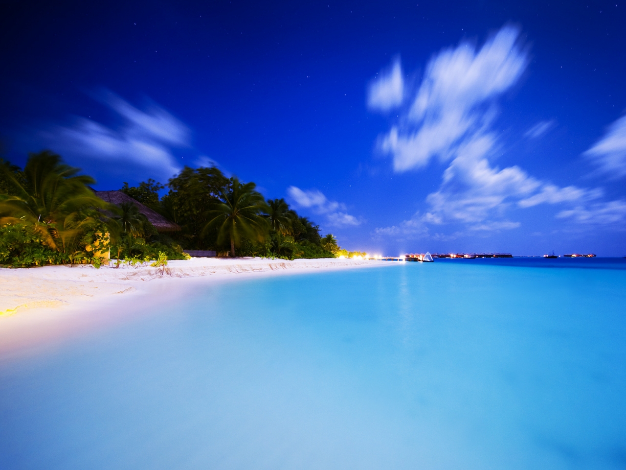 Maldivian Night for 1280 x 960 resolution