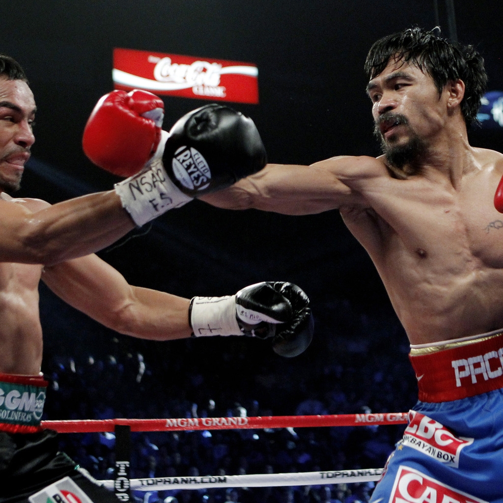 Manny Pacquiao Fighting for 1024 x 1024 iPad resolution