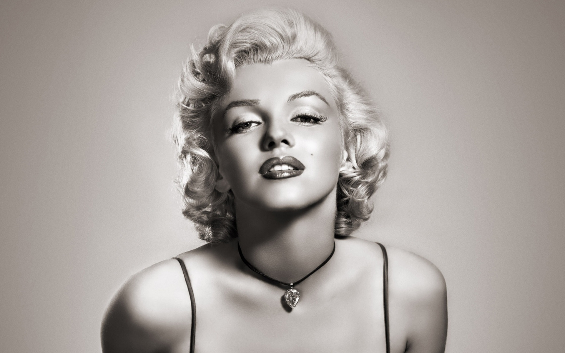 Marilyn Monroe Beautiful for 1920 x 1200 widescreen resolution