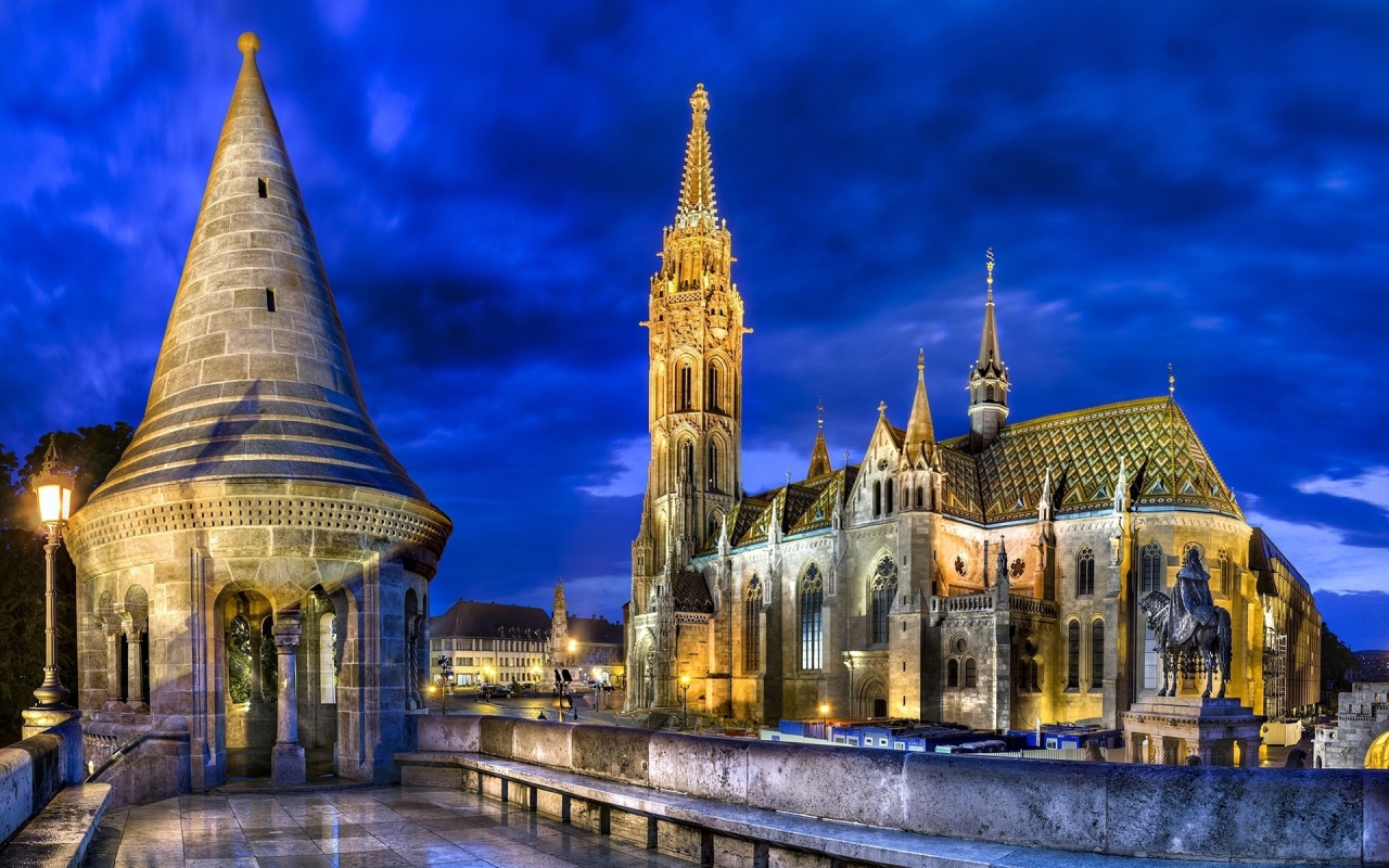 Matthias Church Budapest for 1280 x 800 widescreen resolution