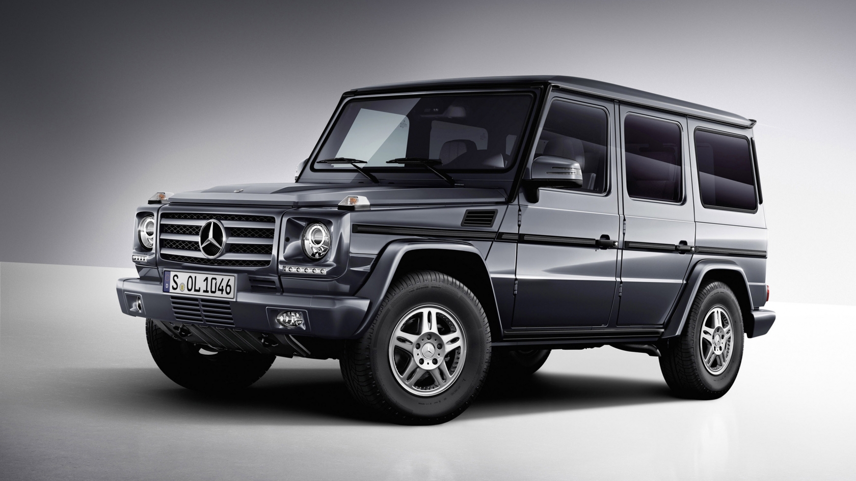 Mercedes Benz G Class Studio 2013 for 1680 x 945 HDTV resolution