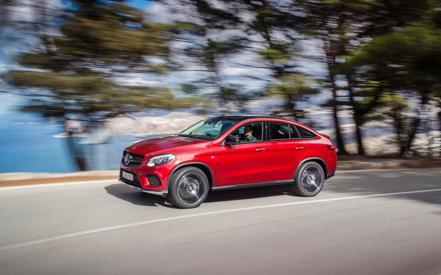 Mercedes Benz GLE Coupe for 1440 x 900 widescreen resolution