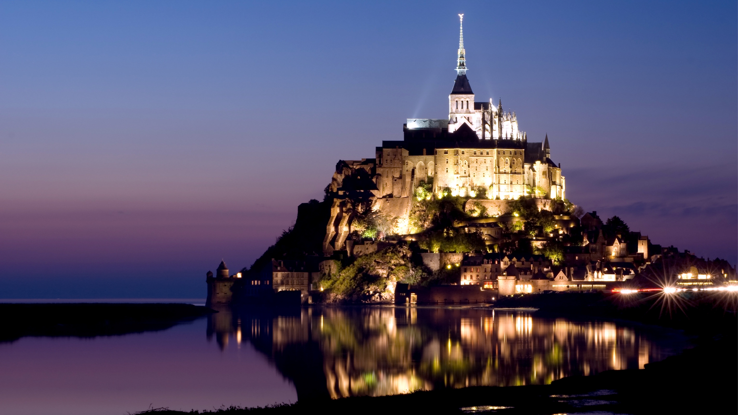 Mont Saint Michel for 2560x1440 HDTV resolution