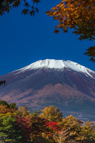 Mount Fuji for 320 x 480 iPhone resolution