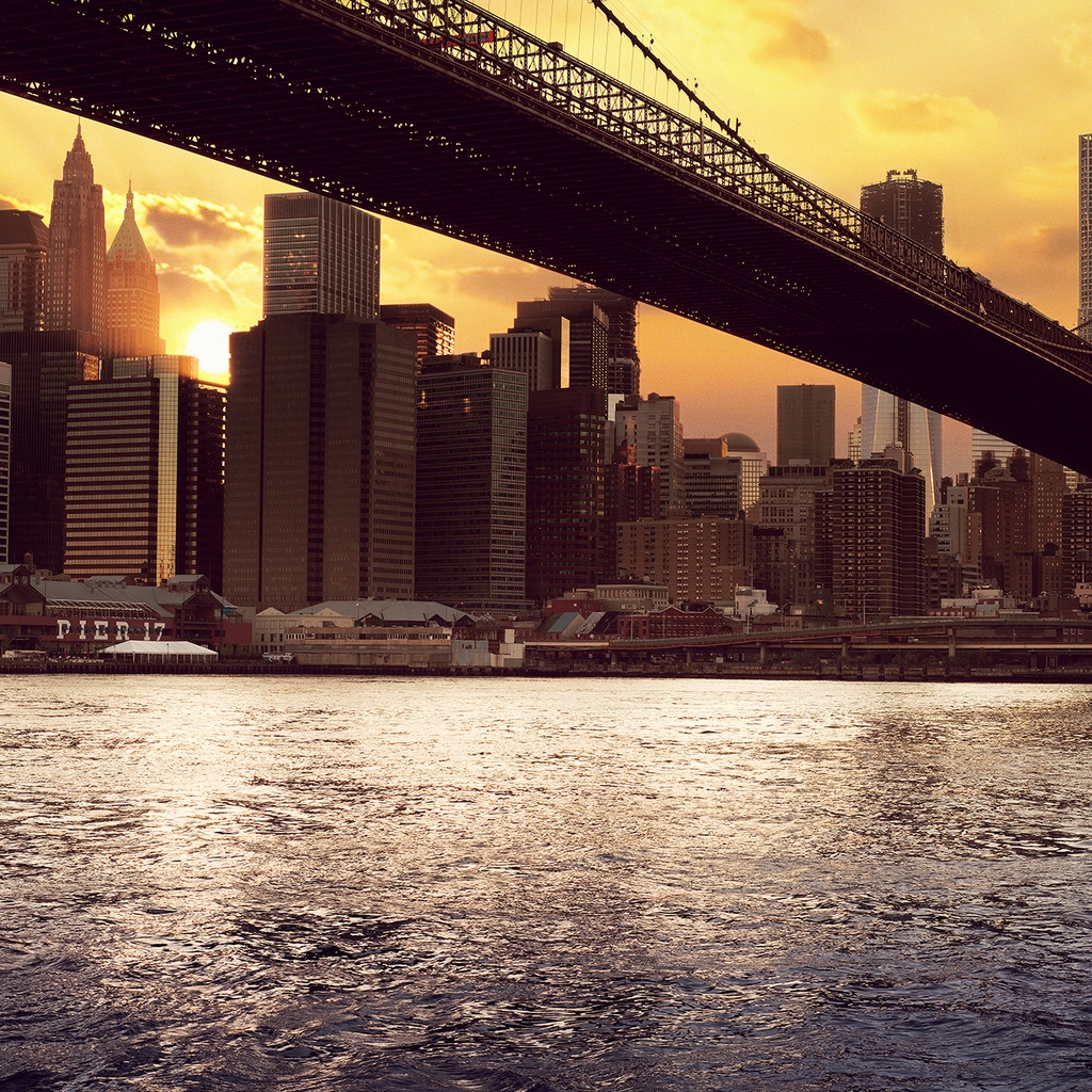 New York Under Bridge for 1024 x 1024 iPad resolution