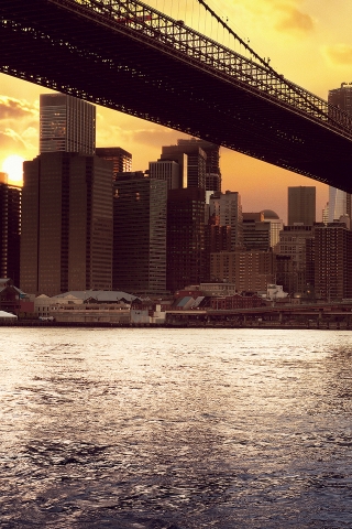 New York Under Bridge for 320 x 480 iPhone resolution