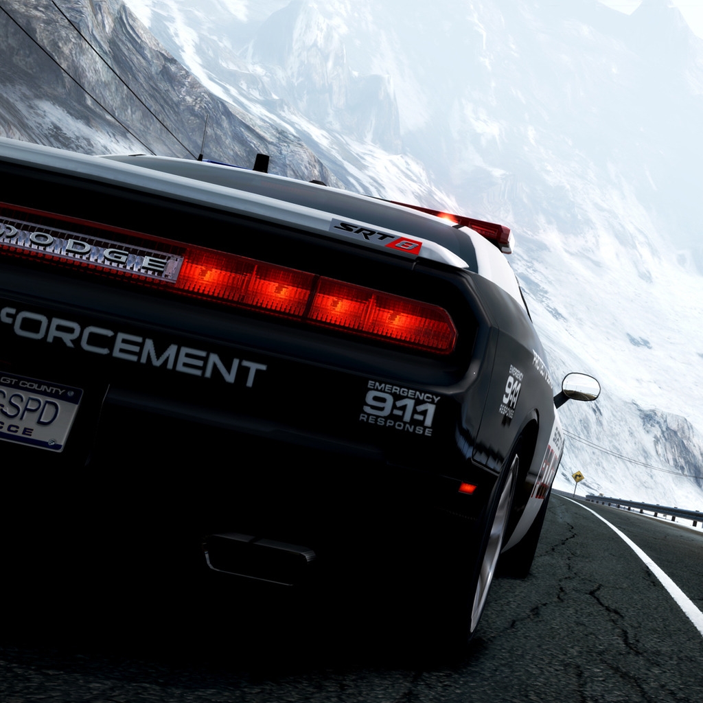NFS Hot Pursuit Police Car for 1024 x 1024 iPad resolution