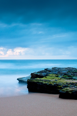 Ocean Sunrise for 320 x 480 iPhone resolution