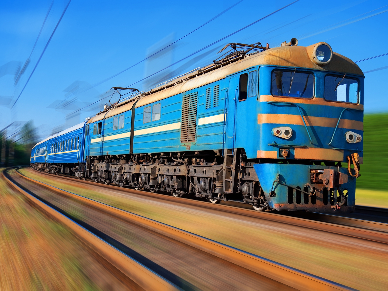 Old Blue Train for 1600 x 1200 resolution