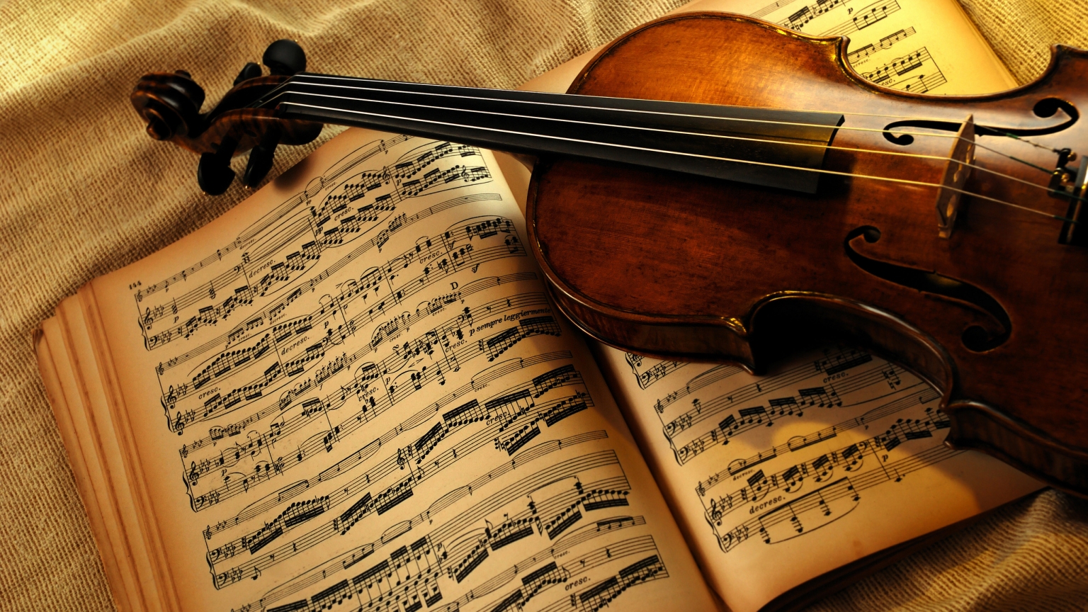 Old Violin and Book for 1536 x 864 HDTV resolution