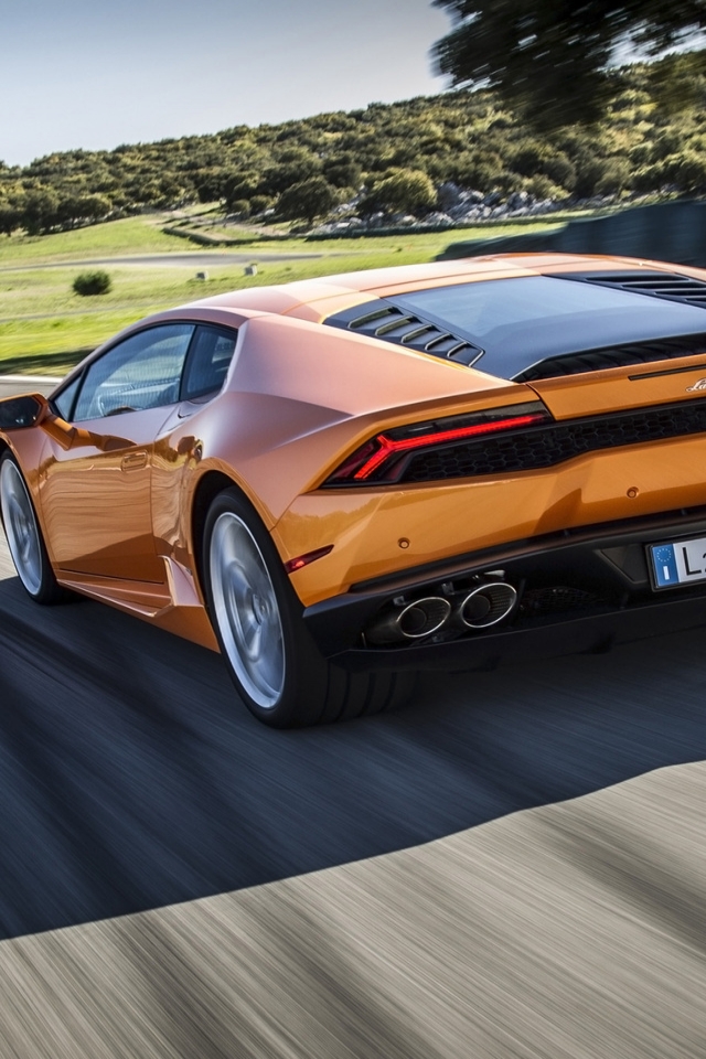 Orange Lamborghini Huracan for 640 x 960 iPhone 4 resolution