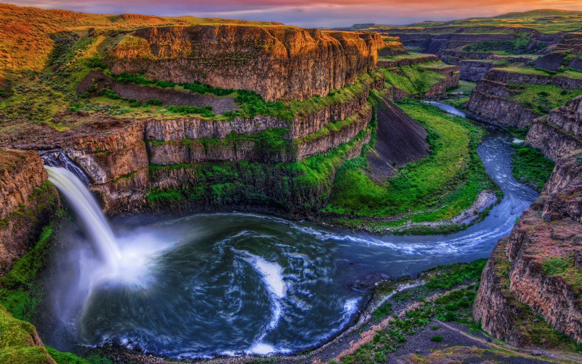 Palouse Falls for 1920 x 1200 widescreen resolution