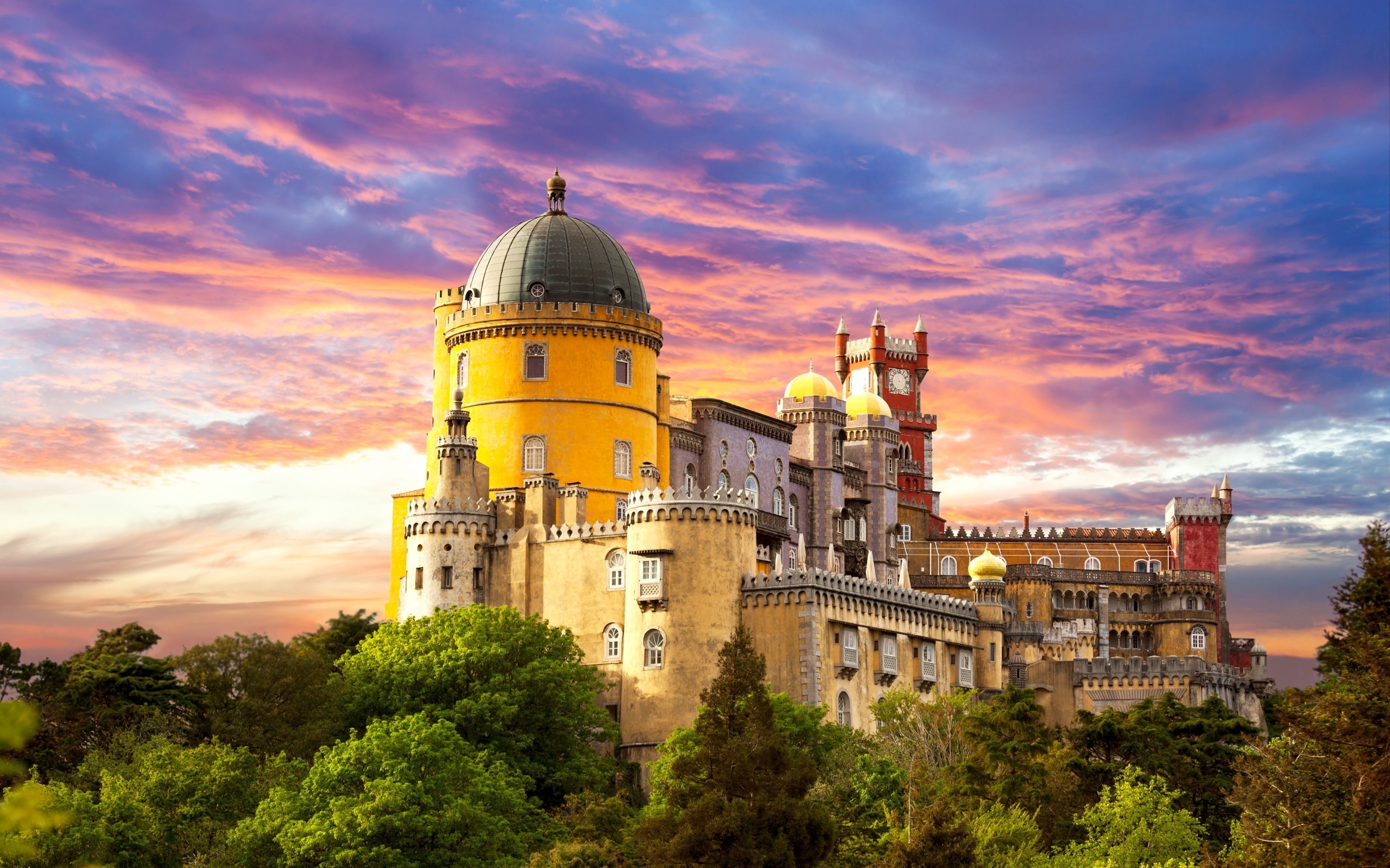 Pena National Palace Portugal for 2880 x 1800 Retina Display resolution