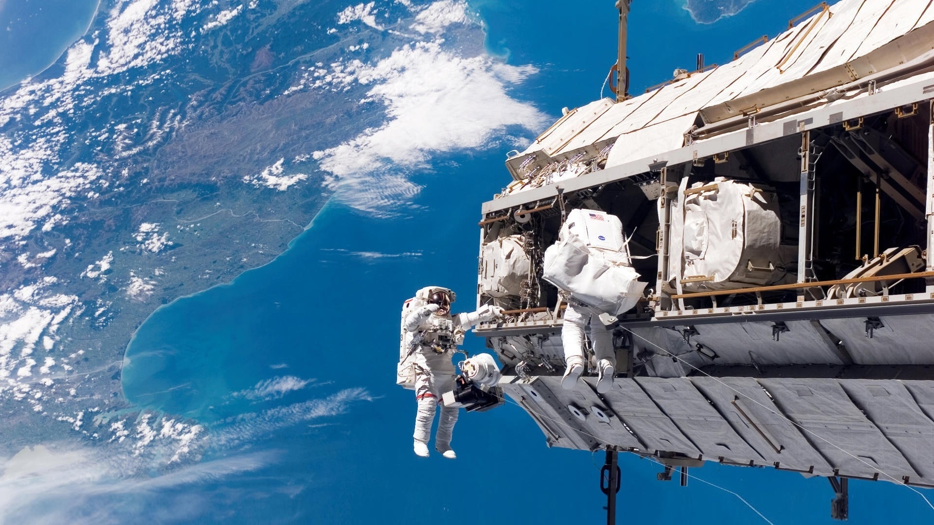 People Space Walk for 1920 x 1080 HDTV 1080p resolution