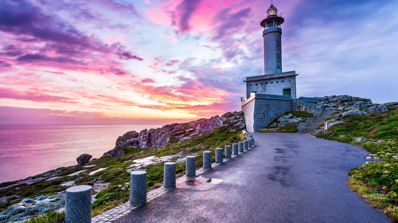 Punta Nariga Spain Lighthouse for 1280 x 720 HDTV 720p resolution