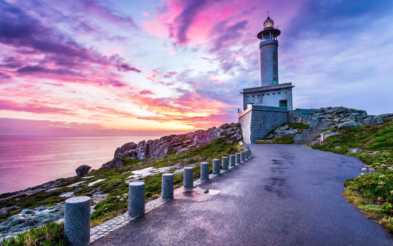Punta Nariga Spain Lighthouse for 1280 x 800 widescreen resolution