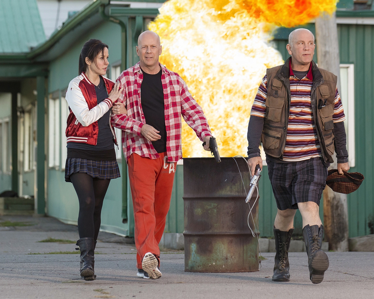 Red 2 Movie 2013 for 1280 x 1024 resolution