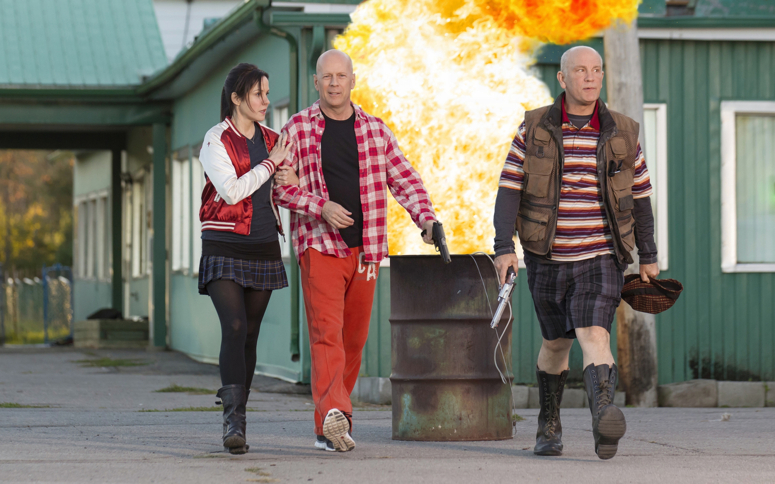 Red 2 Movie 2013 for 2560 x 1600 widescreen resolution