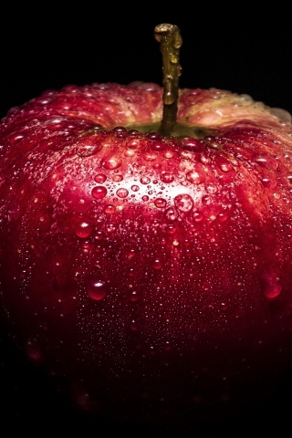 Red Delicious Apple for 320 x 480 iPhone resolution