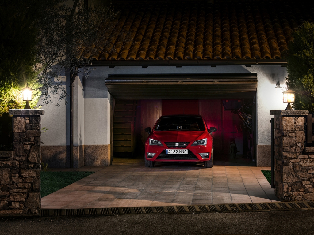 Red Seat Ibiza Cupra 2013 for 1024 x 768 resolution