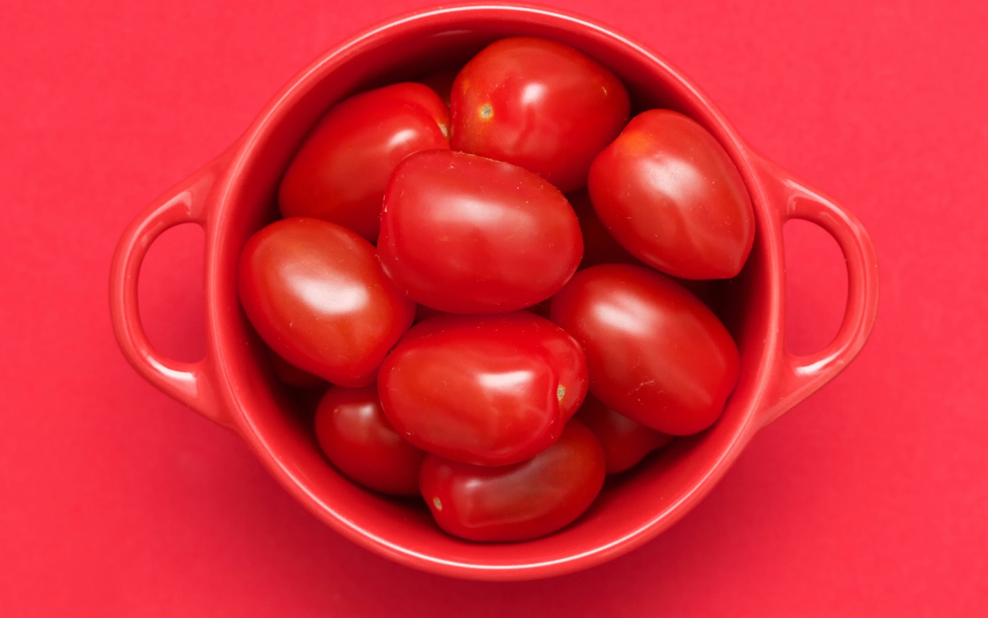 Red Tomatoes for 1440 x 900 widescreen resolution