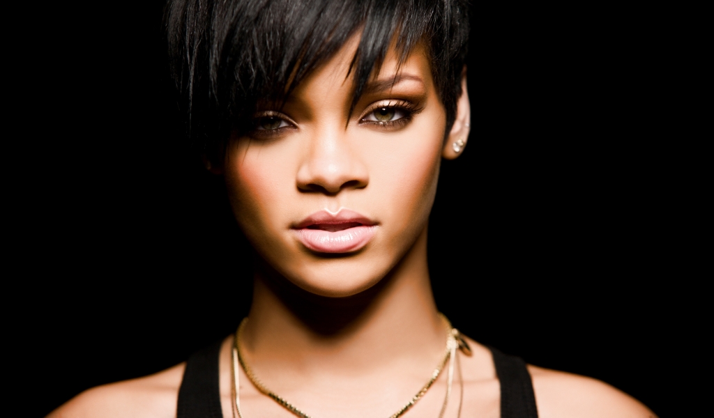 Rihanna for 1024 x 600 widescreen resolution