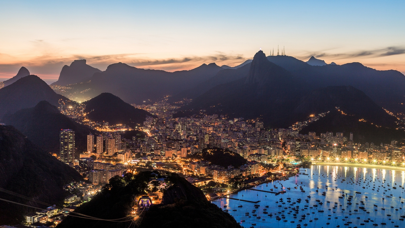 Rio de Janeiro for 1366 x 768 HDTV resolution
