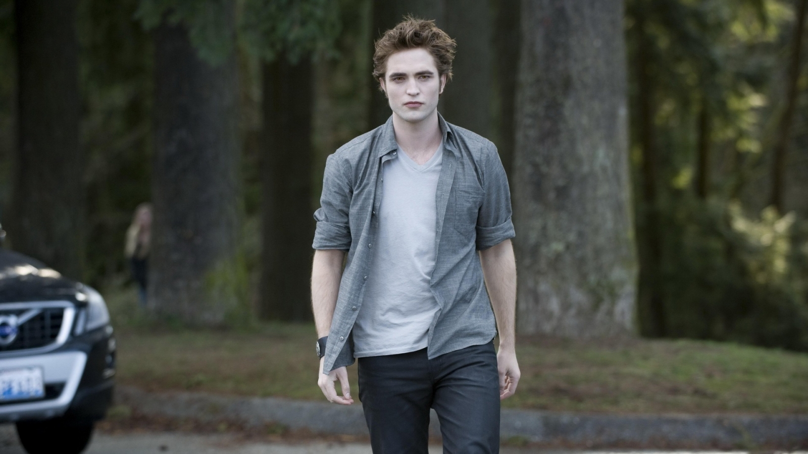 Robert Pattinson Twilight for 1600 x 900 HDTV resolution