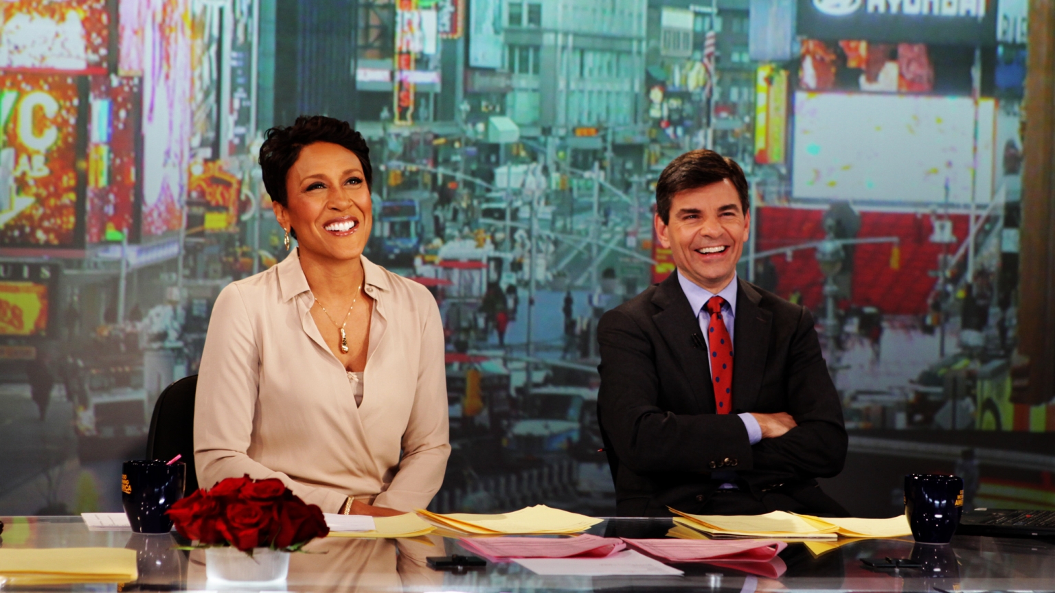 Robin Roberts and George Stephanopoulos for 1536 x 864 HDTV resolution