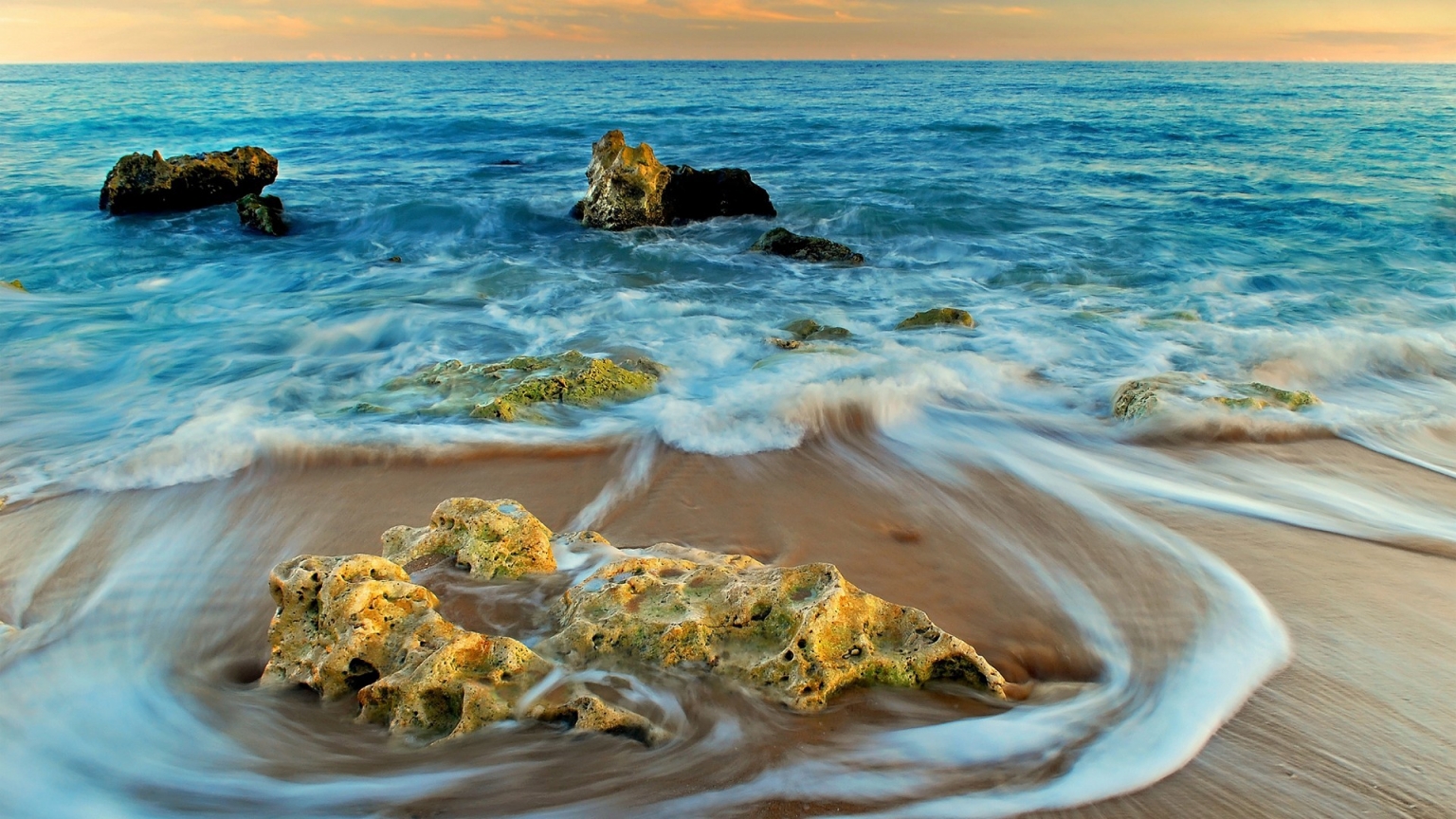 Rocks and Sea Landscape for 1536 x 864 HDTV resolution