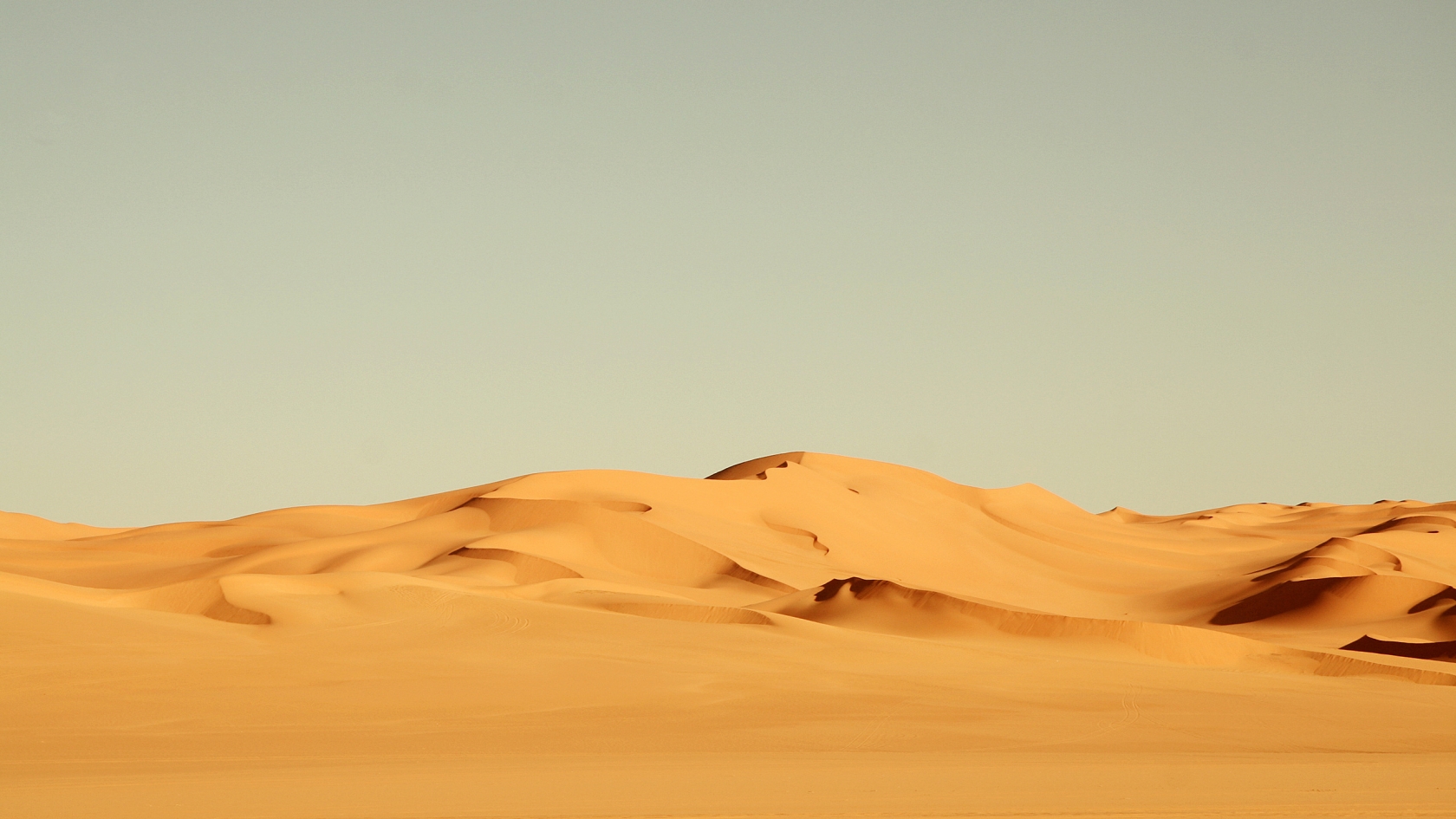 Sahara Desert for 1680 x 945 HDTV resolution