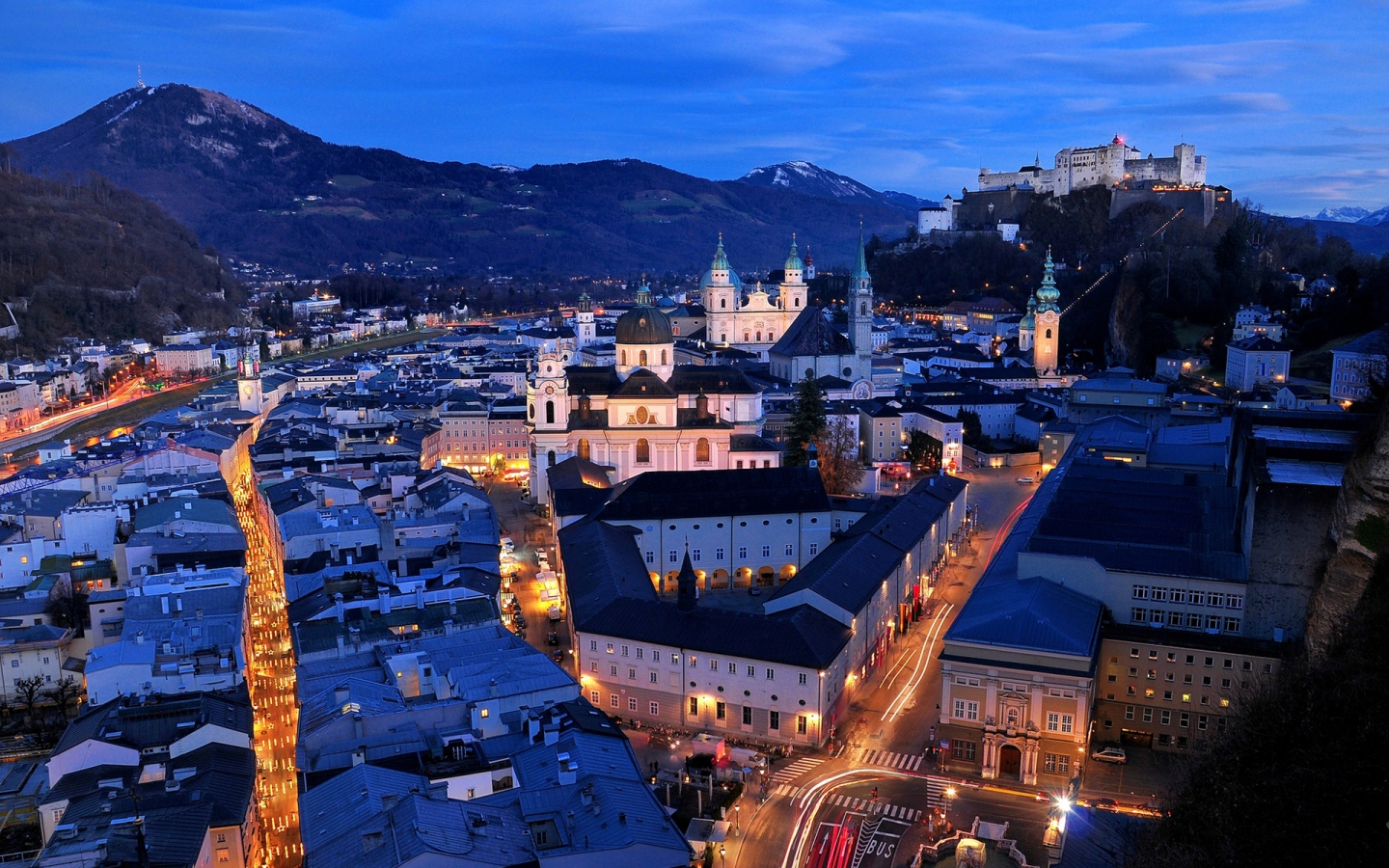 Salzburg Night for 1440 x 900 widescreen resolution