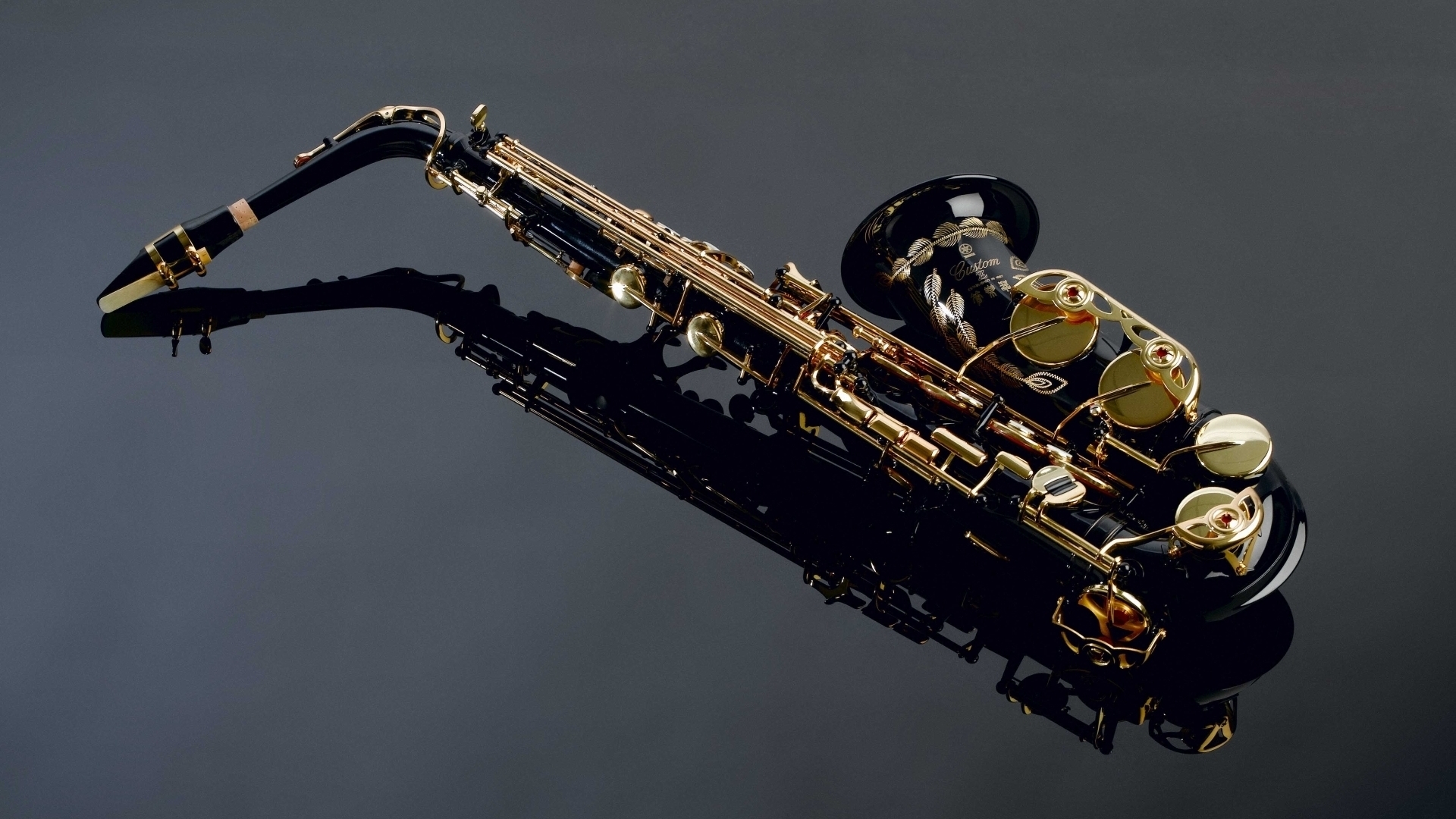 Saxophone for 1920 x 1080 HDTV 1080p resolution