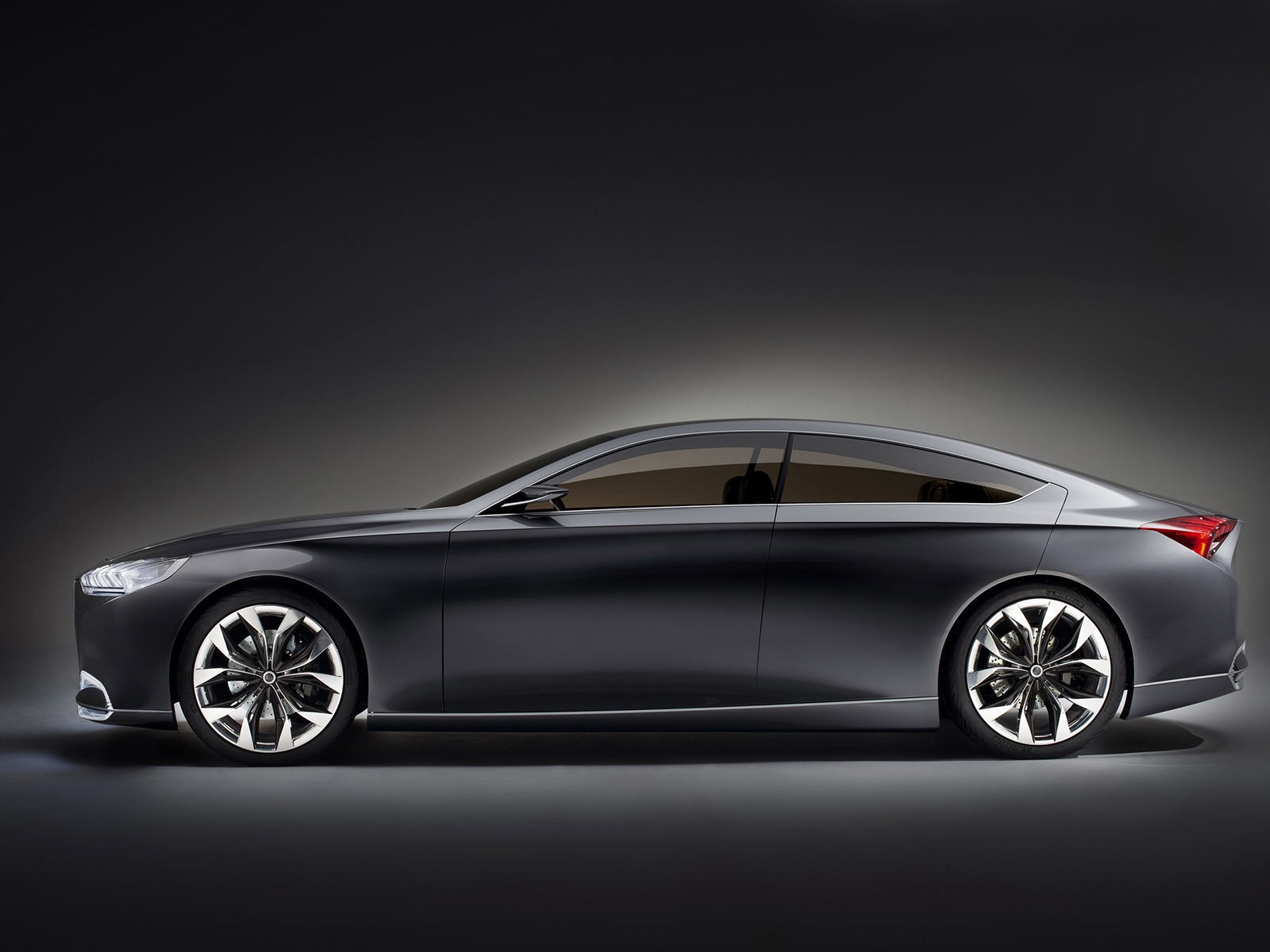Side of Hyundai Genesis Concept for 1600 x 1200 resolution