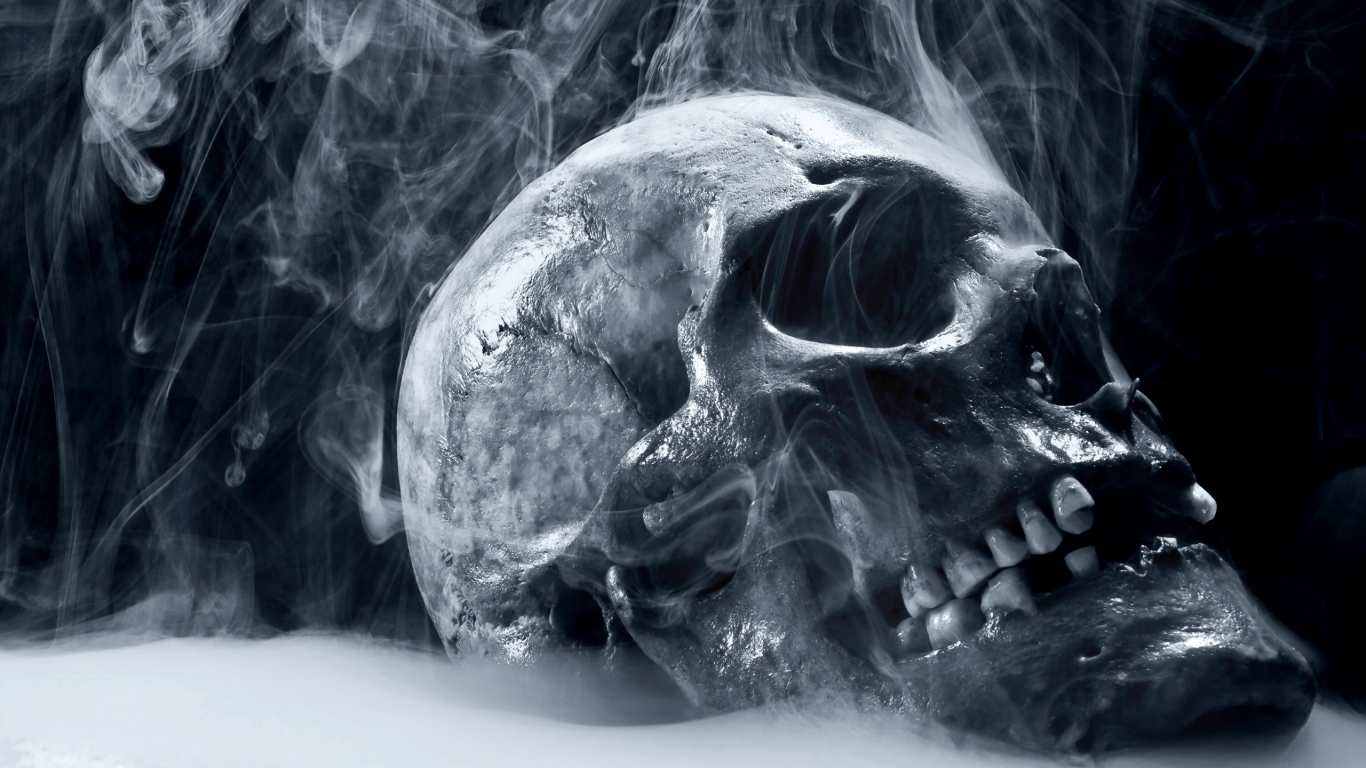 Skull Smoking for 1366 x 768 HDTV resolution